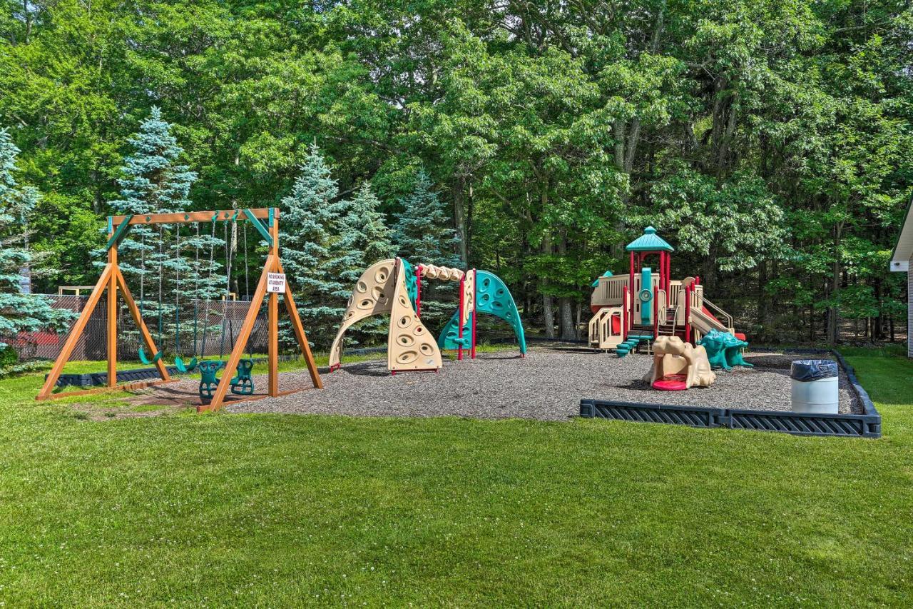 Poconos Vacation Near Wallenpaupack! *