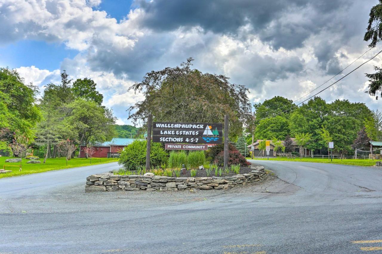 Poconos Vacation Near Wallenpaupack! Holiday home