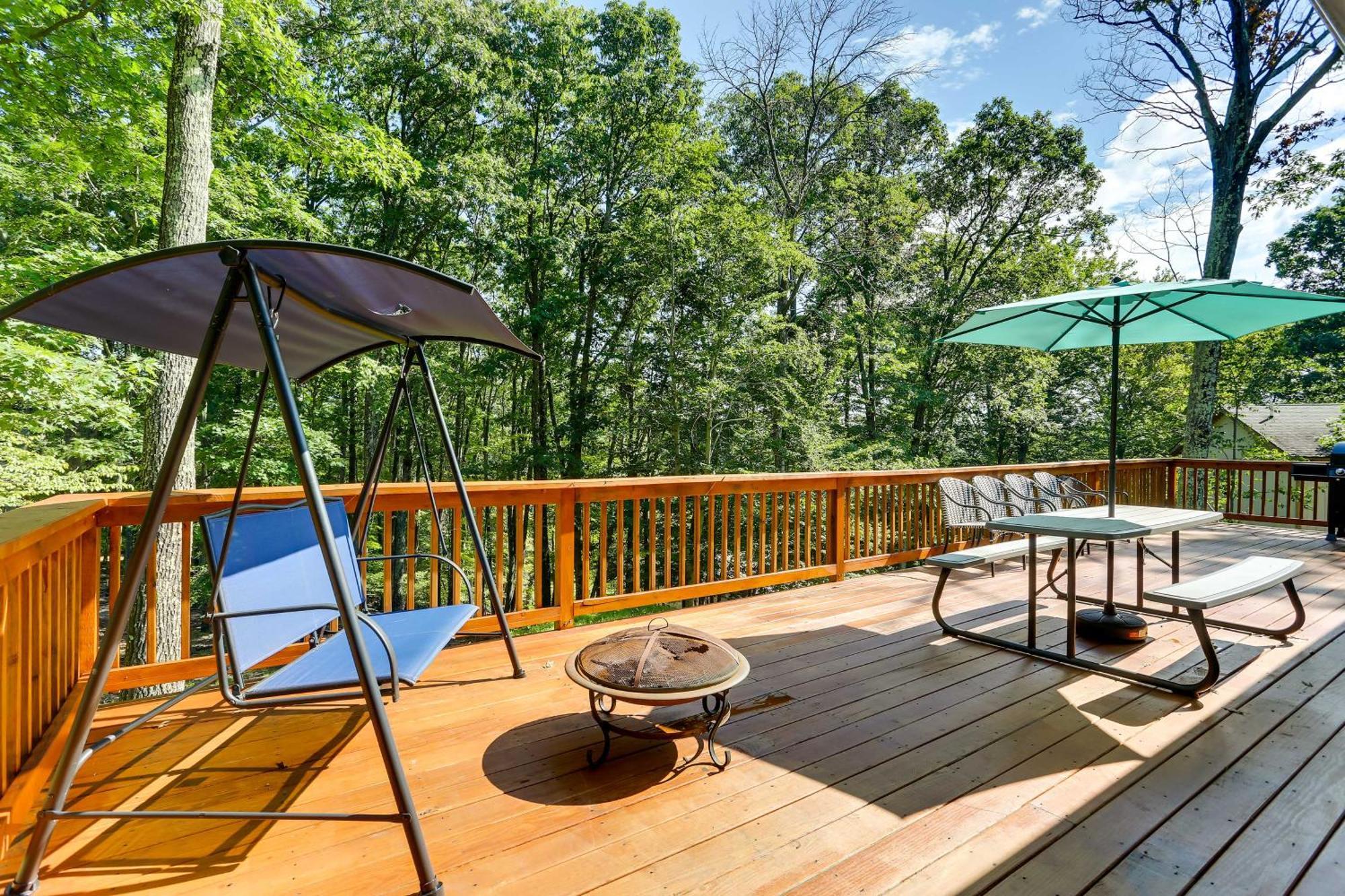 Poconos Vacation Near Wallenpaupack! *